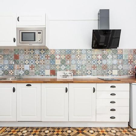 Suite Homes Apartamentos Plaza De La Merced Малага Экстерьер фото