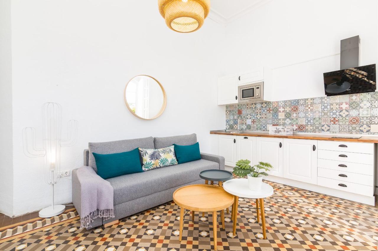 Suite Homes Apartamentos Plaza De La Merced Малага Экстерьер фото